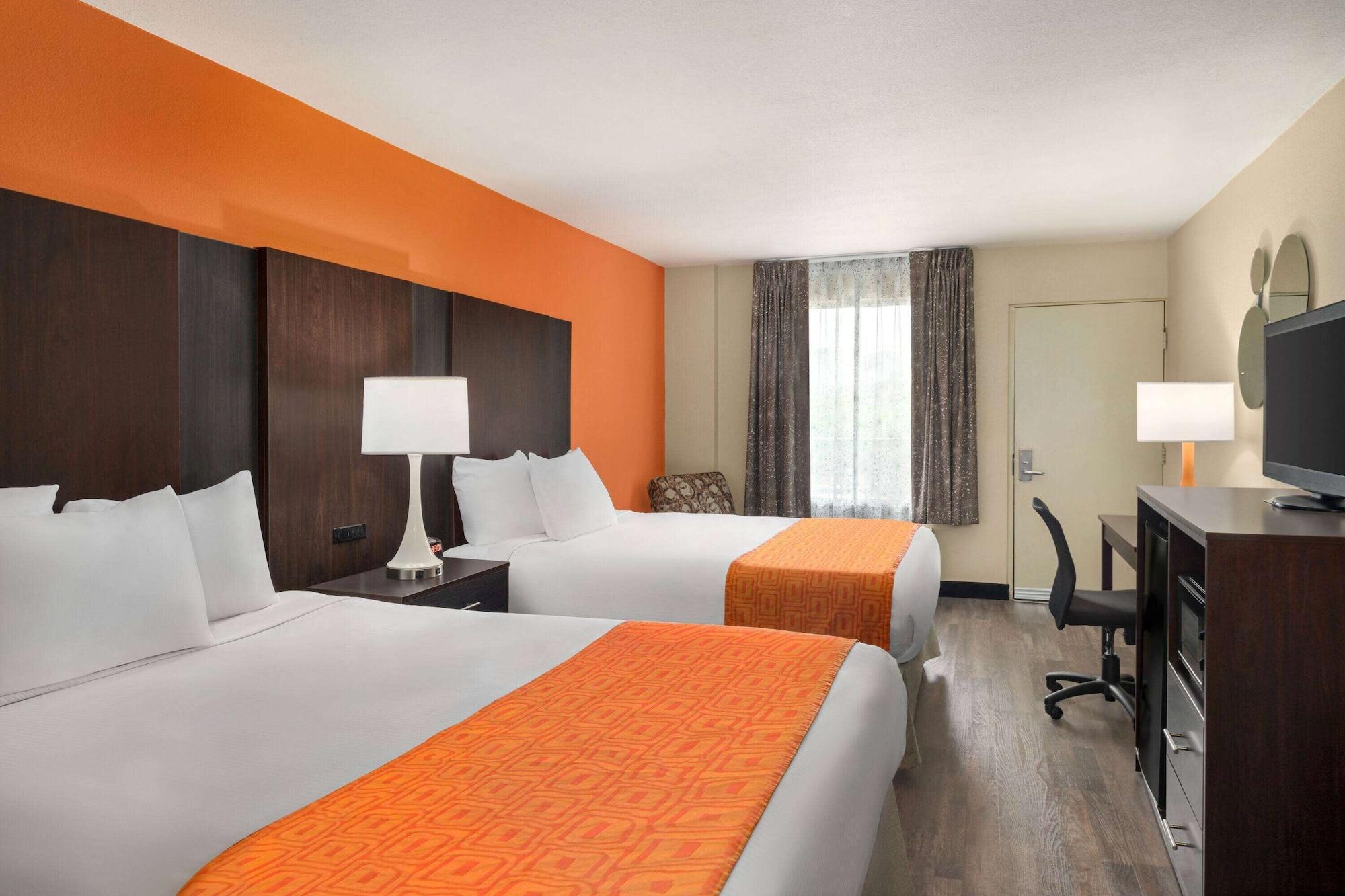 Howard Johnson By Wyndham Pigeon Forge Eksteriør billede